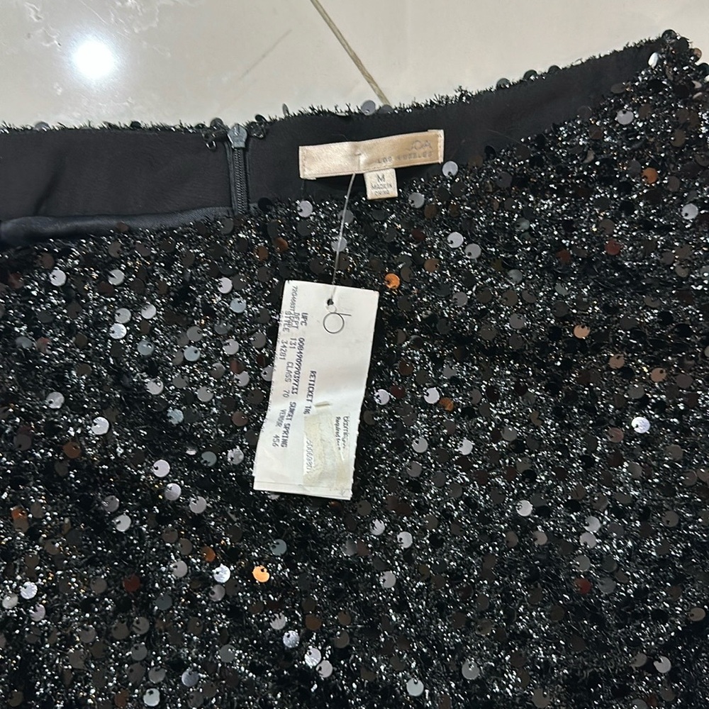 NWT J.O.A. Sequin Flared Shorts in Black - Picture 9 of 9